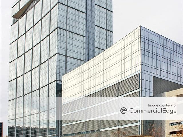 Behind Pershing Square’s 0M Acquisition of Howard Hughes