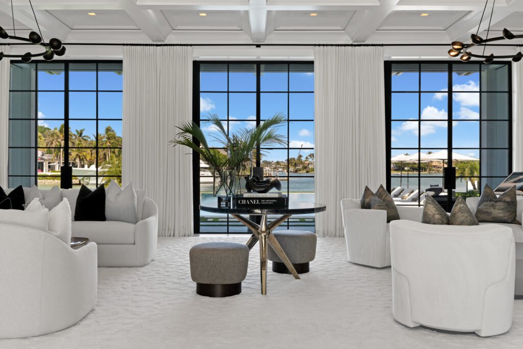 7T6A4692-MLS | The Agency Journal