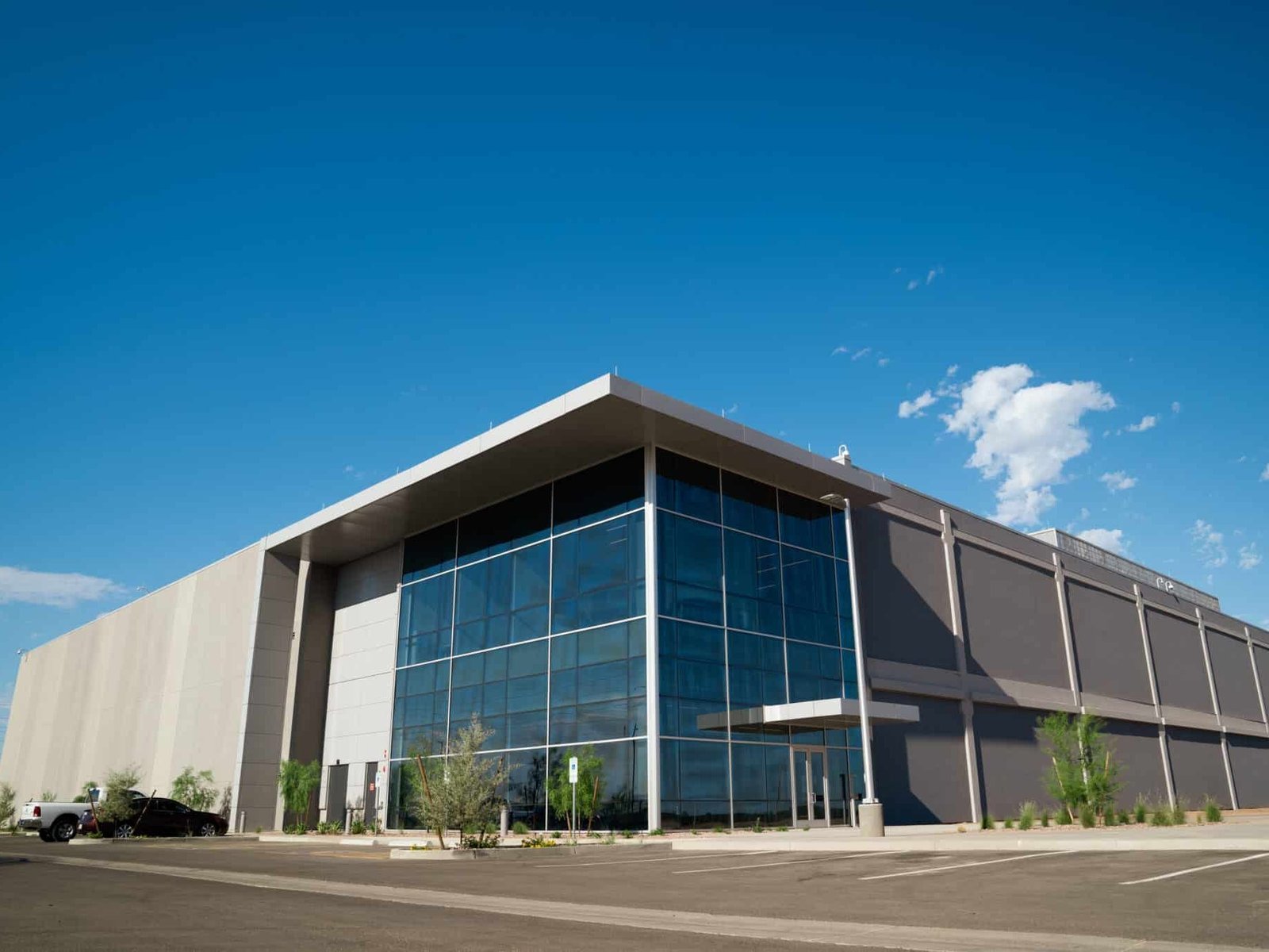 Exterior shot of EdgeCore's data center facilities within its campus in Mesa, Ariz.