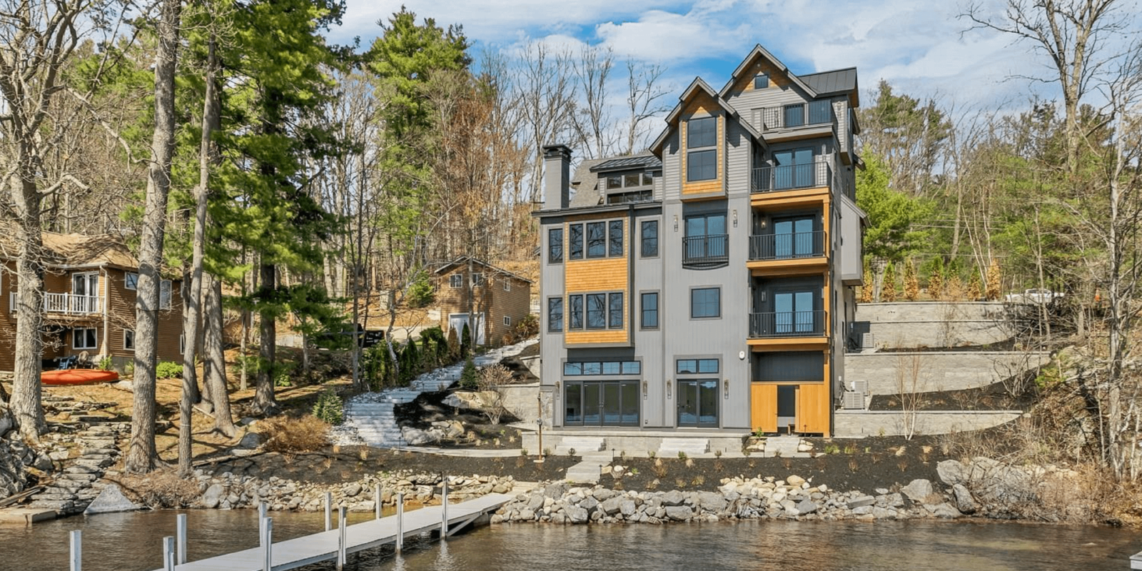 Lakefront New Build In Gilford, New Hampshire (PHOTOS)