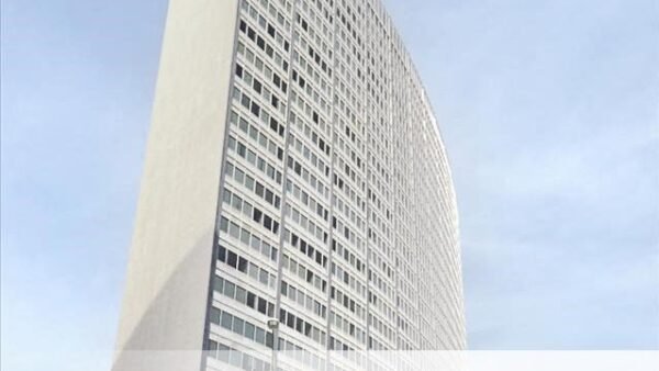 PG&E Completes 6M HQ Purchase