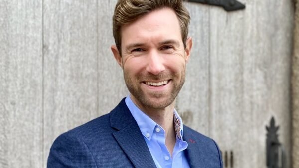 Would you choose your own estate agency?