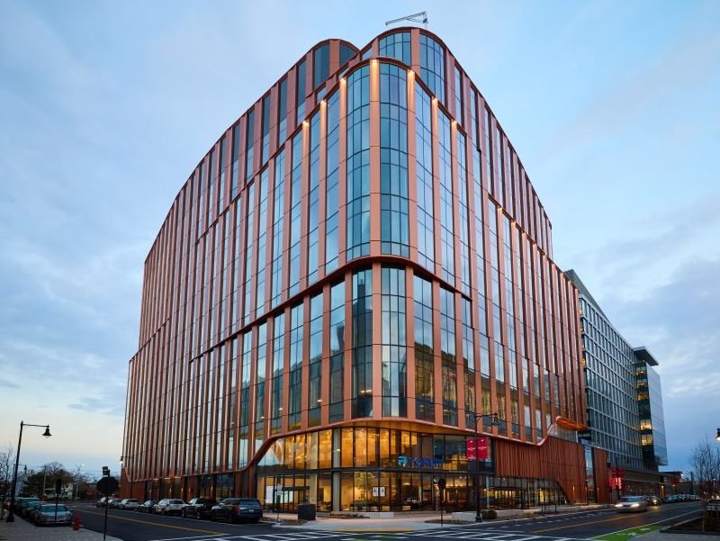 Lendlease Debuts 350 KSF Boston Life Science Project