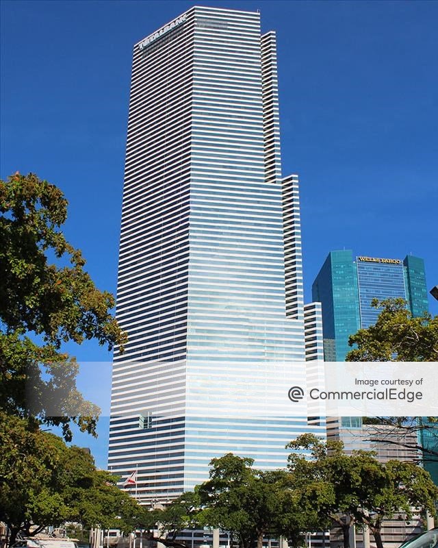 Miami Tower office space in the central business district