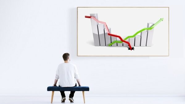 New data reveals a fall in UK house prices – property industry reaction