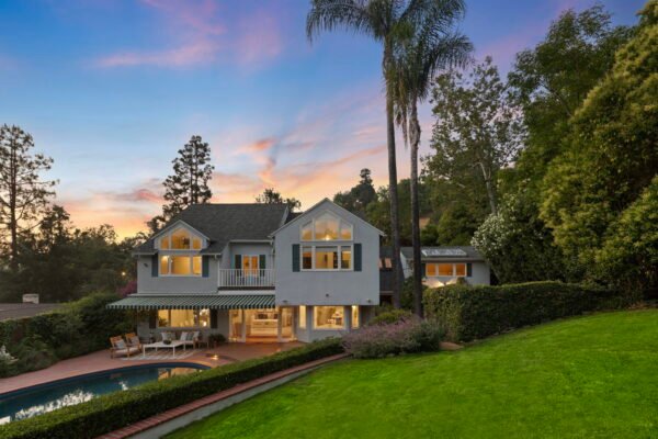 A Cape Cod-Style Retreat in L.A.’s Studio City
