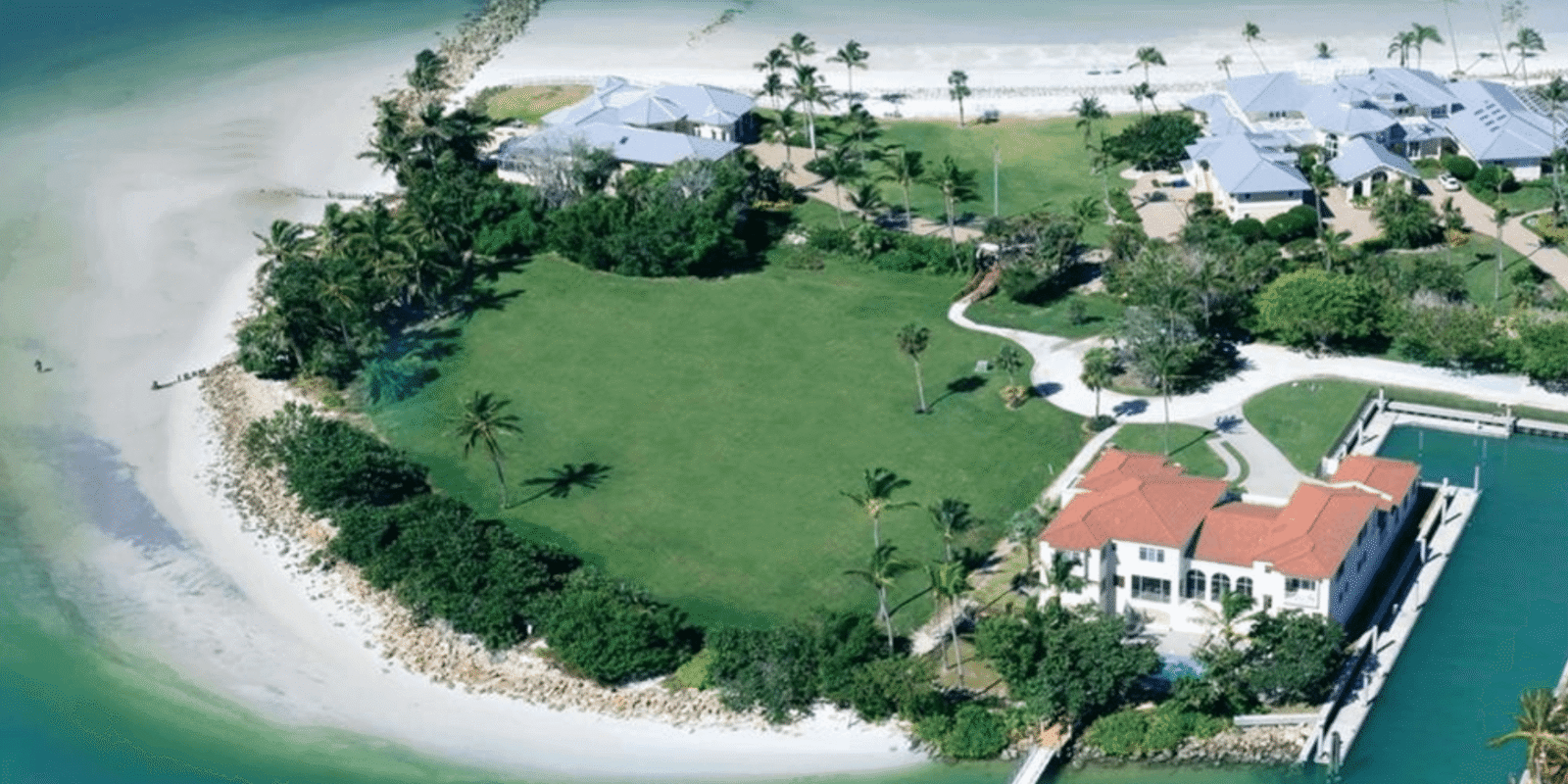 0 Million Waterfront Compound In Naples (PHOTOS)