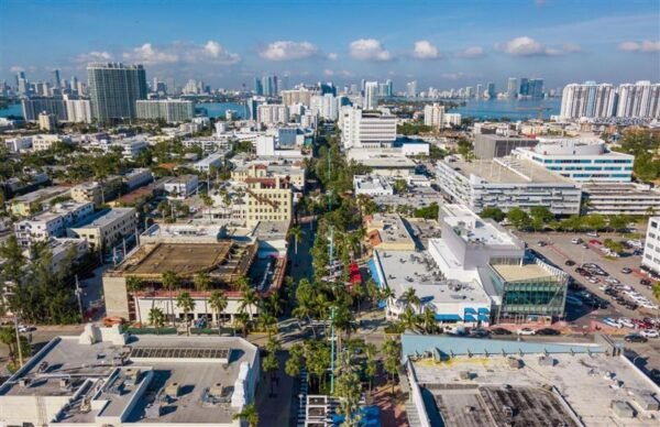 Lincoln Road Retail Spaces in Miami Draw New Tentants