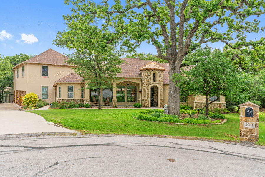 A Private, Custom-Built Frisco Retreat Hits the Market For the First Time