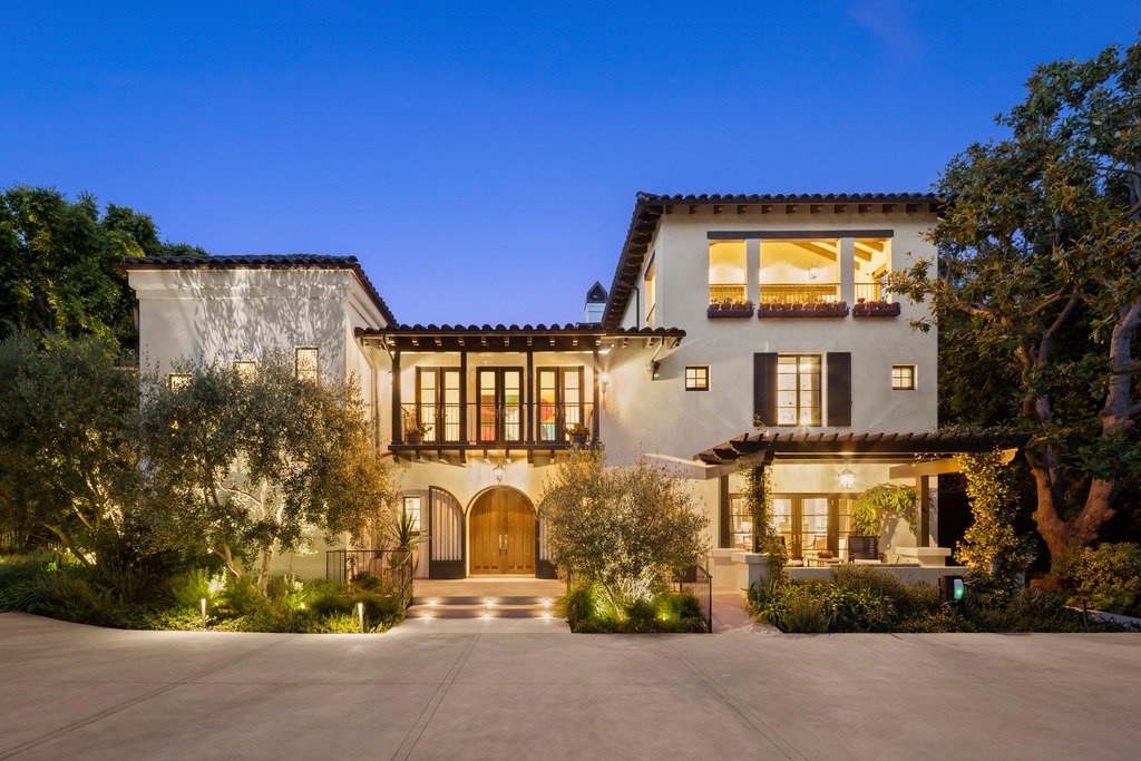 A Richard Landry-Designed Estate in Brentwood Park