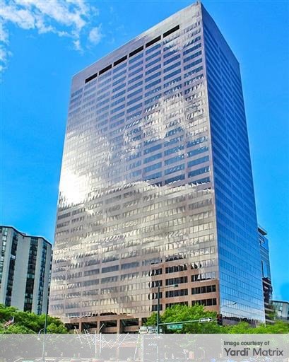 Exterior shot of 17th Street Plaza, an office building in Denver.