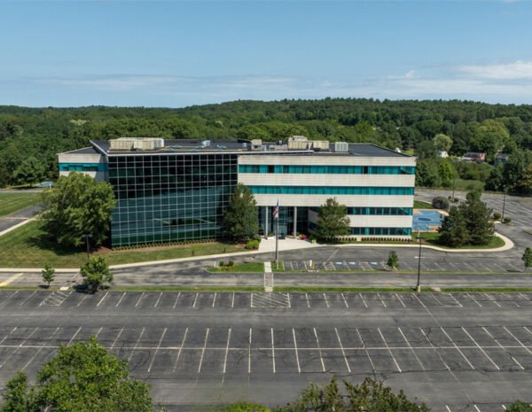 Connolly Brothers Buys 160 KSF Boston-Area Asset