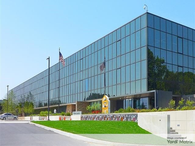 A photo of 300 Jericho Quadrangle in Jericho, NY.