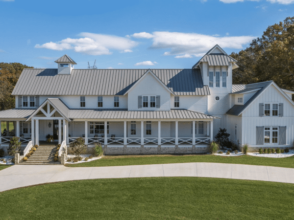 Tennessee Estate With Indoor & Outdoor Soccer Fields (PHOTOS)