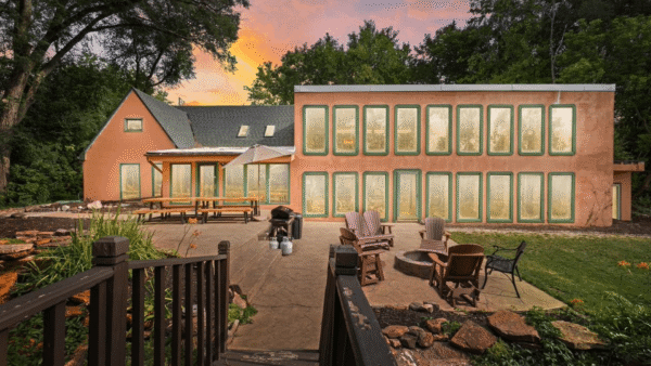 Wisconsin Home On 17 Acres With Indoor Pool (PHOTOS)