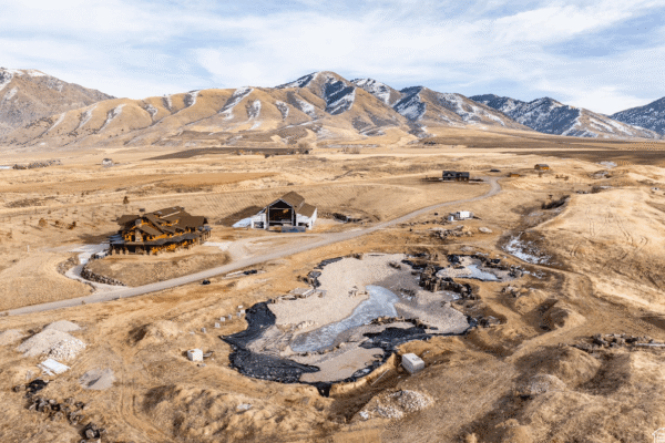 Insane 70k Square Foot Utah Estate On 150+ Acres (PHOTOS)