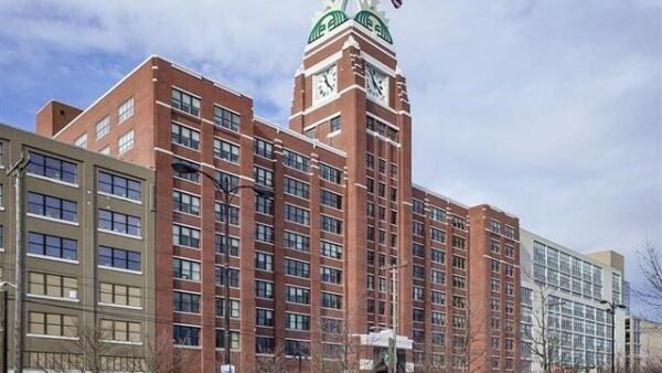 Nitze-Stagen JV Lands 5M for Seattle Landmark