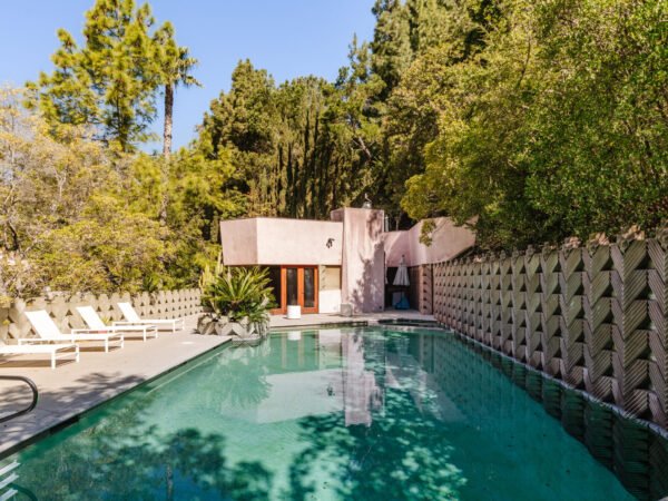 David Lynch’s Midcentury Compound in Hollywood Hills Comes to Market