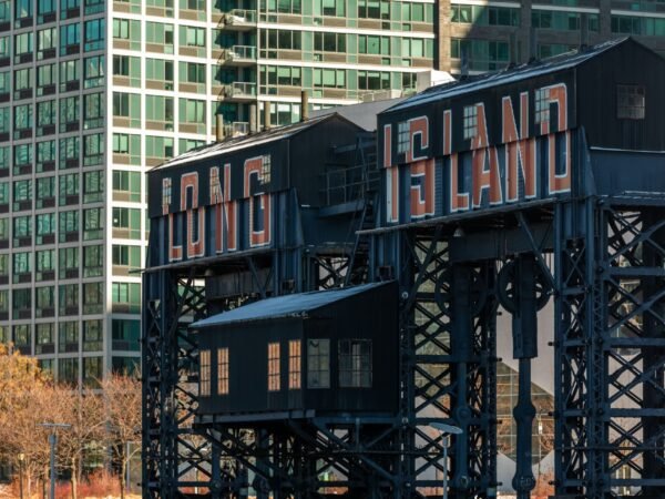 Faviana Reveals Plans for New Long Island City Warehouse