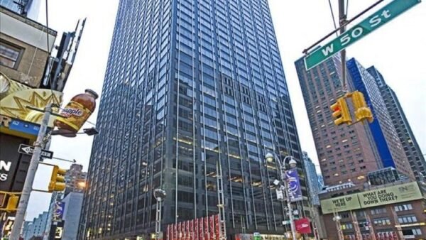 New Mountain Pays 0M for Net Lease Portfolio