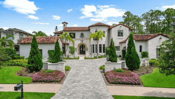 Orlando Home With Star Wars Themed Movie Theater (PHOTOS)