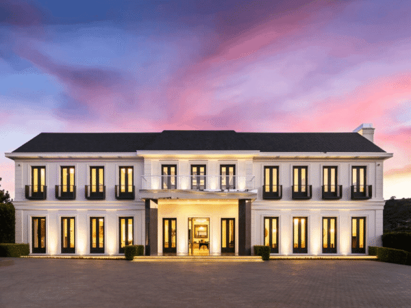 J-Lo & Ben Affleck’s Beverly Hills Estate (PHOTOS)