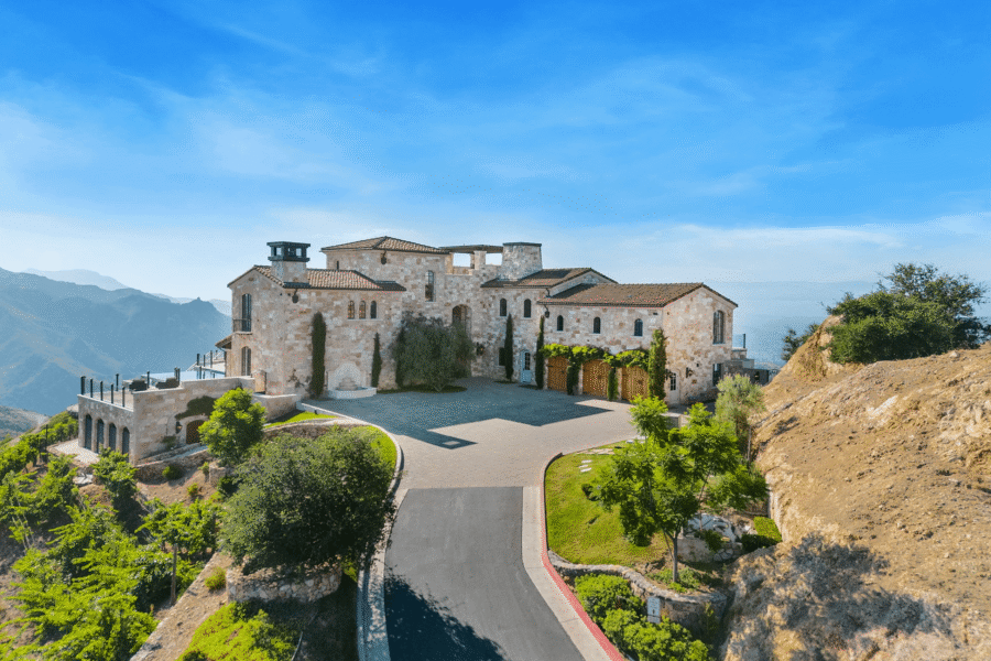  Million Tuscan-Inspired Home In Malibu, California (PHOTOS)