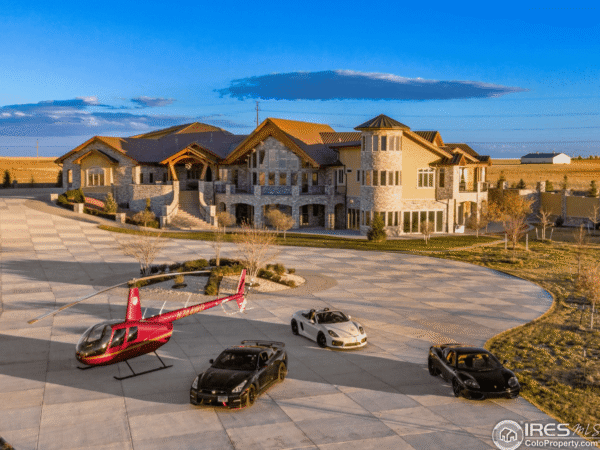 35 Acre Estate In Commerce City, Colorado (PHOTOS)