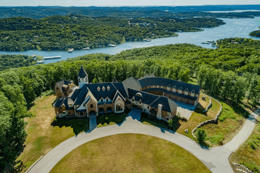 104 Acre Unfinished Lakefront Estate In Missouri (PHOTOS)