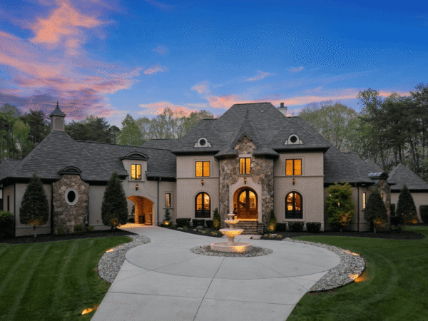 Home On 7 Acres With Indoor Shooting Range (PHOTOS)