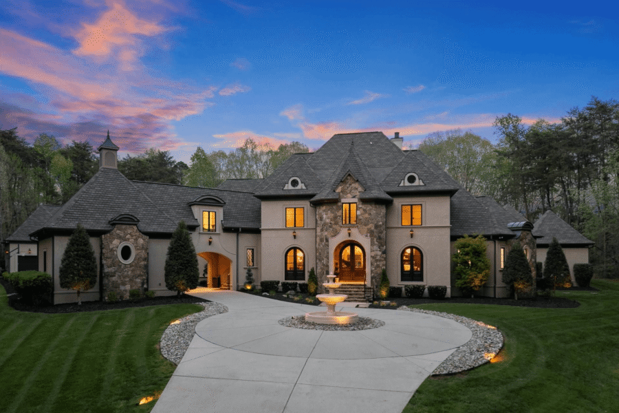 Home On 7 Acres With Indoor Shooting Range (PHOTOS)