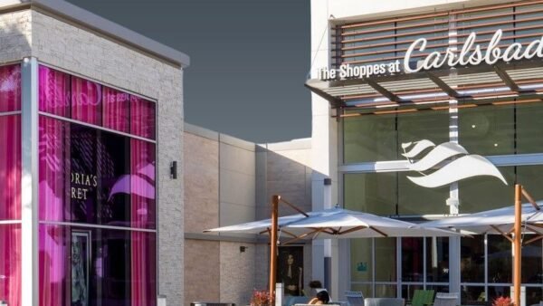 Steerpoint Buys 727 KSF of Retail in San Diego 