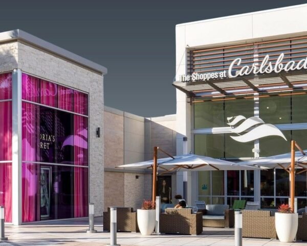 Steerpoint Buys 727 KSF of Retail in San Diego 
