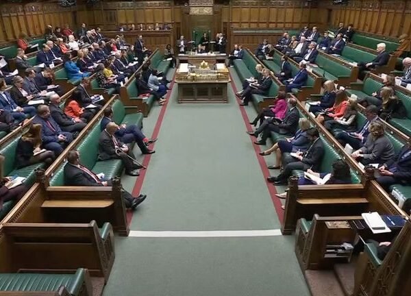 MPs debate stamp duty abolition as Labour votes against Tory proposal