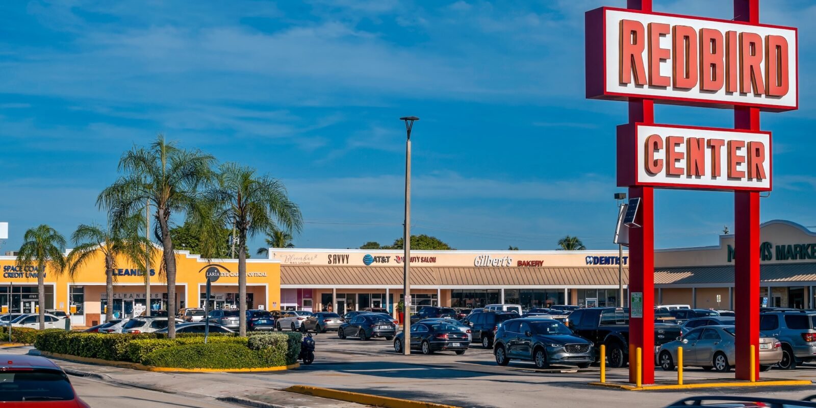 Asana Partners Picks Up Miami Shopping Center