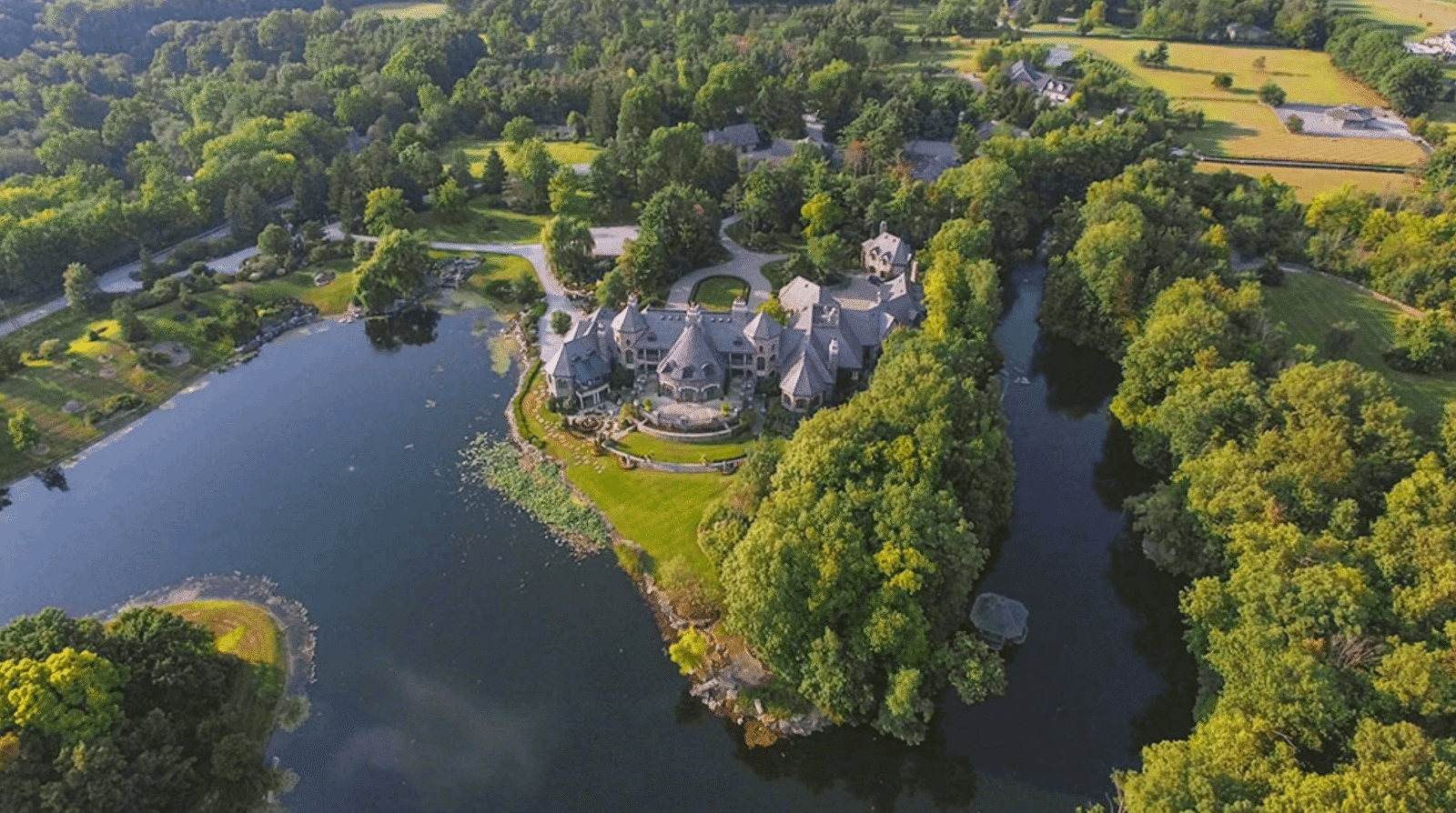 The Indiana Mega Estate That Pizza Built (PHOTOS) The Indiana Mega Estate That Pizza Built (PHOTOS)
