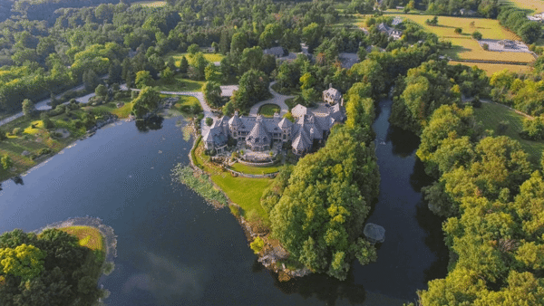 The Indiana Mega Estate That Pizza Built (PHOTOS) The Indiana Mega Estate That Pizza Built (PHOTOS)