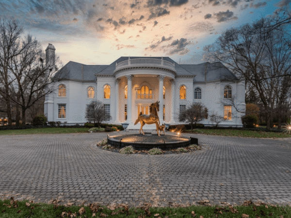 35 Acre Equestrian Estate In Evansville, Indiana (PHOTOS)