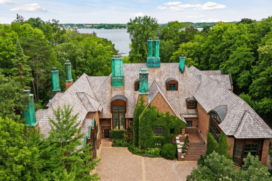  Million Lakefront Brick Home In Minnesota (PHOTOS)