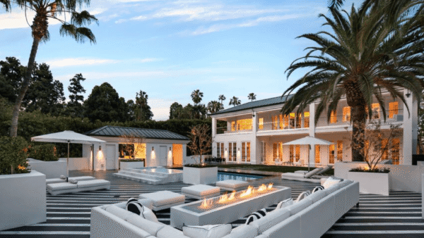 Floyd Mayweather’s Former Beverly Hills Home (PHOTOS)