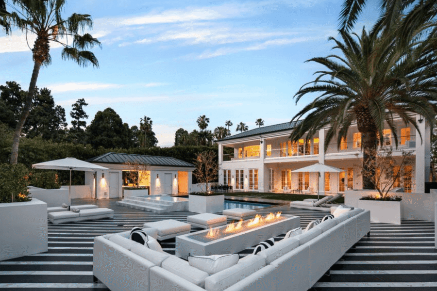 Floyd Mayweather’s Former Beverly Hills Home (PHOTOS)