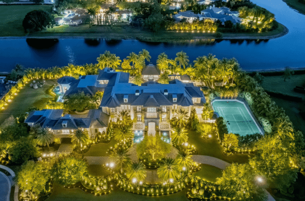Mark Wahlberg Buys  Million Florida Home (PHOTOS)