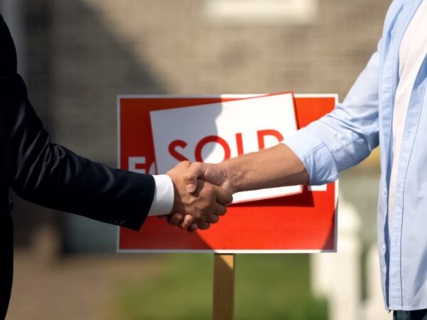 Guide to Buying or Selling Property in the UK