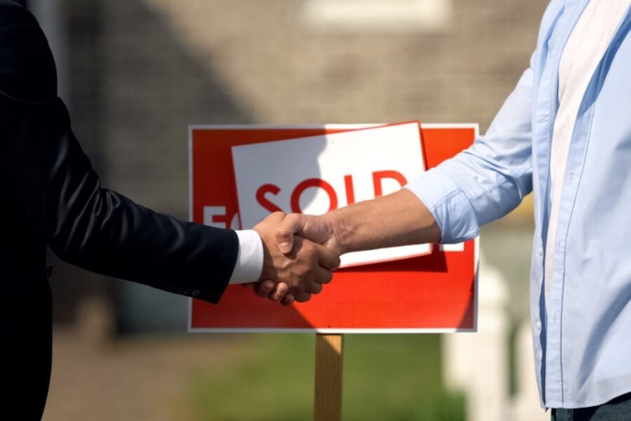 Guide to Buying or Selling Property in the UK