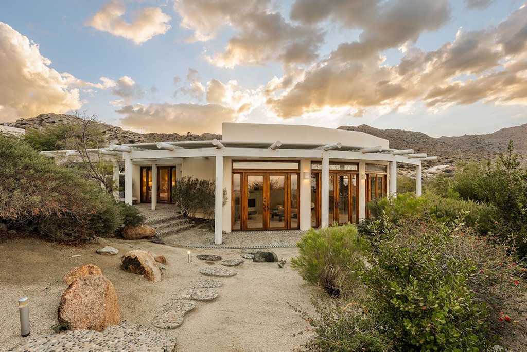 Desert Magic Comes to Life at Villa Palm Seco