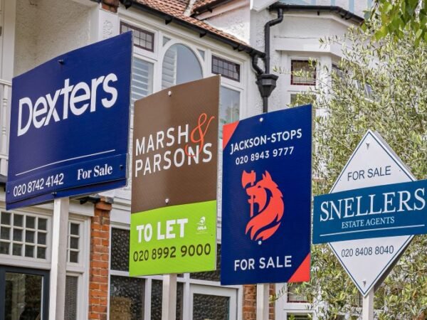 Autumn Budget dampens UK housing market, agents warn of prolonged slump