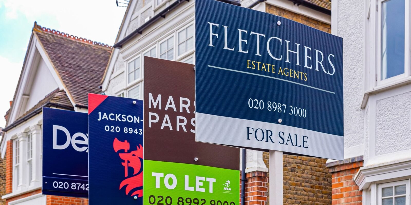 Is the traditional ‘for sale’ board on its way out? Is the traditional ‘for sale’ board on its way out?