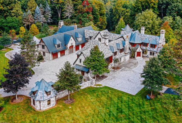 Historic 1925 Ohio Home With Bowling Alley (PHOTOS)