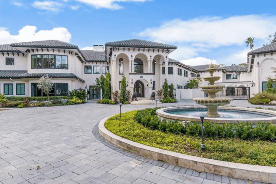 Florida Home With 15 Bathrooms & Bowling Alley (PHOTOS)