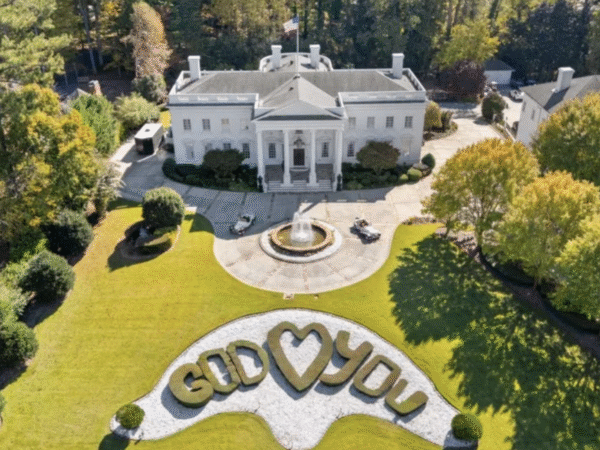 The Atlanta White House Lists For  Million (PHOTOS)